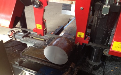 壤塘卧式带锯床加工时出现明显振荡如何排查？